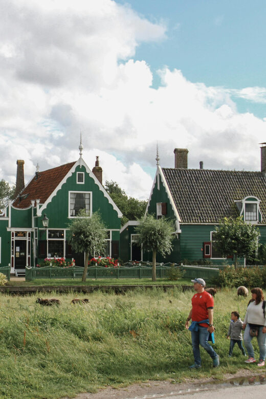 Amsterdam: Giethoorn & Zaanse Schans Small Group Day Trip - The Pace and Flexibility of the Itinerary