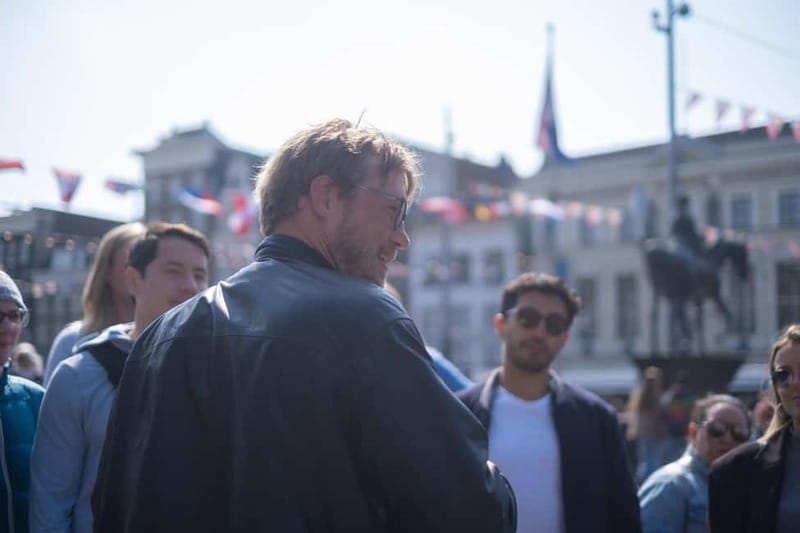 Amsterdam: Guided 2-hour American Heritage Tour - Exploring Begijnhof: A Historic Testament to Religious Tolerance