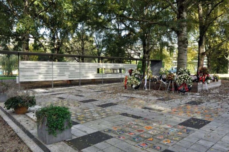 Amsterdam: Guided Bijlmer and IJburg Discovery Tour - Food, Beverages, and Additional Perks