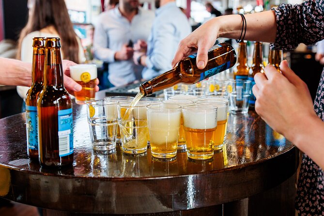 Amsterdam Guided Craft Beer Tasting with Cheese & Sausauge - The Role of the Local Guide and Informative Commentary