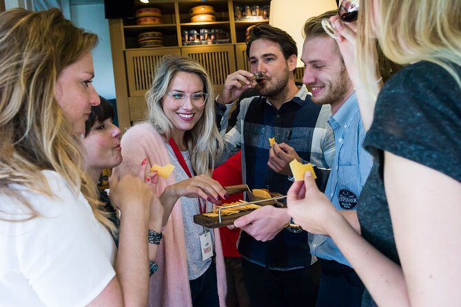 Amsterdam : Guided Cultural Food Tour - Discover Dam Square, the Heart of Amsterdam