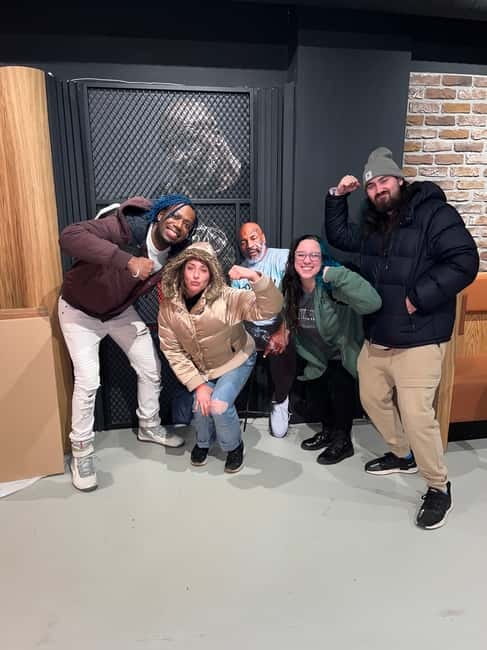 Amsterdam: Guided Ganja Walking Tour of Coffee Shops - Visiting a Famous Film Location Coffeeshop