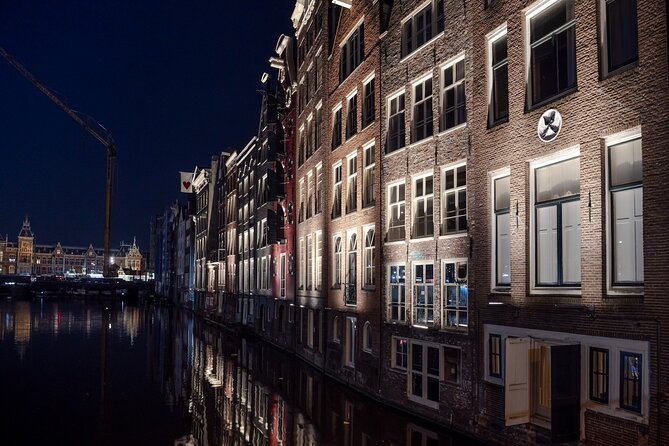 Amsterdam Haunted History Private Walking Tour - The Starting Point at Dam Square