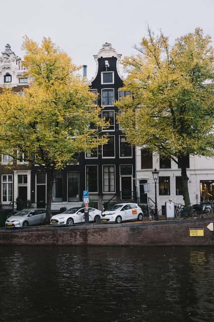 Amsterdam: Hidden Gems and Highlights in DE/EN/IT - Exploring the Best of Amsterdams Jordaan District in Just 90 Minutes