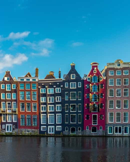 Amsterdam Hidden Gems: City Tour with an art historian - Exploring Amsterdam’s Top Landmarks and Hidden Corners