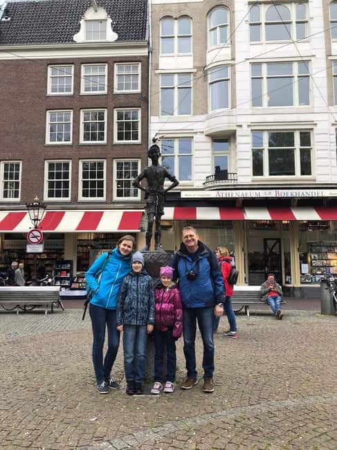 Amsterdam: Hidden Gems Sightseeing & Tasting Tour+PDF Guide - Discovering Hidden Courtyards and Whimsical Attractions