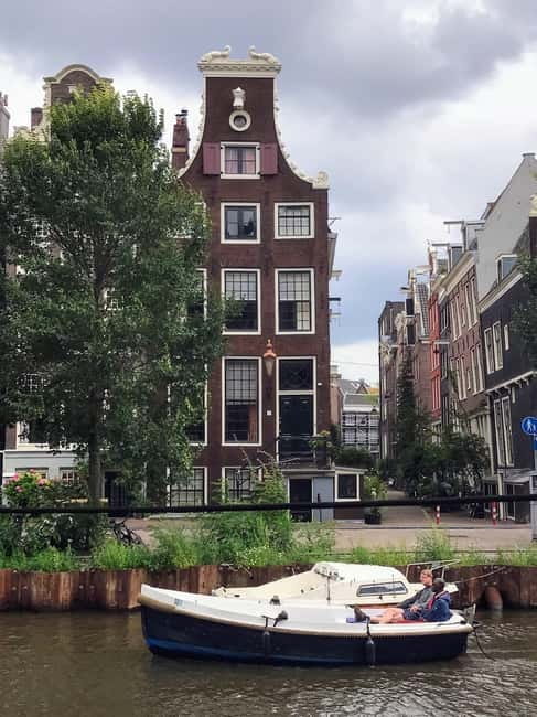 Amsterdam: Hidden Gems Sightseeing & Tasting Tour+PDF Guide - The Value of This Tour for Different Types of Visitors
