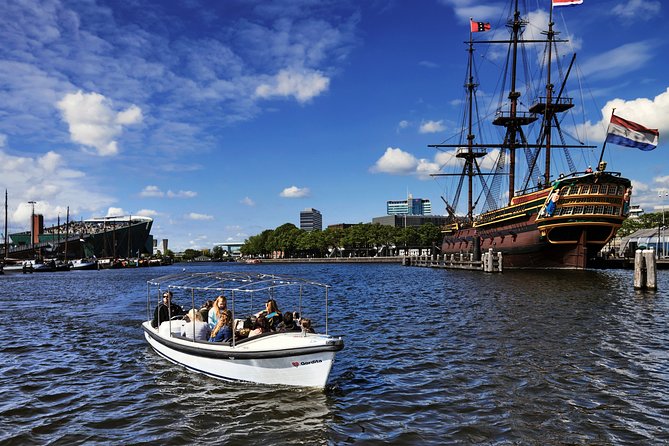 Amsterdam Highlights: 60-Minute Canal Cruise - Customizable Routes with Live Commentary from a Local Skipper