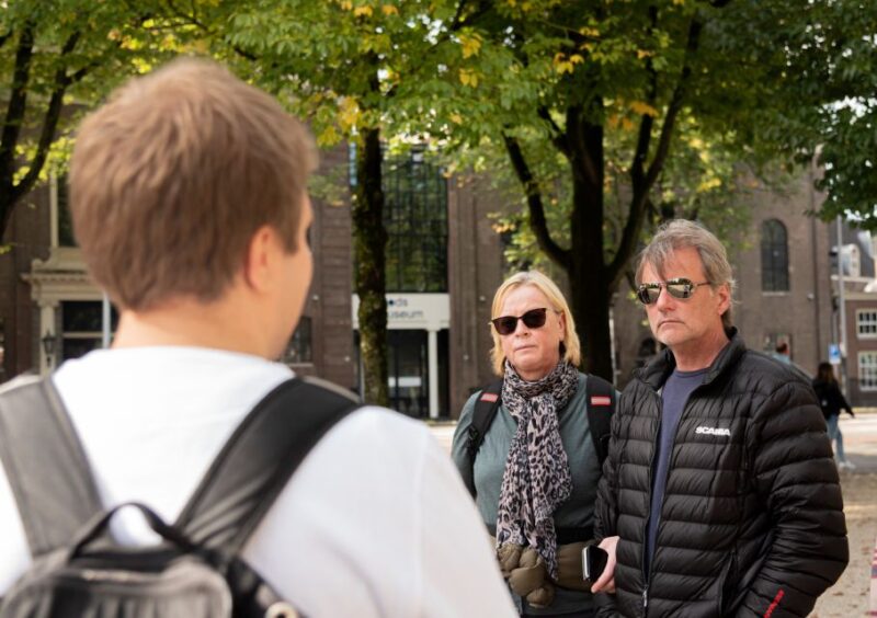 Amsterdam: Highlights & History Walking Tour - The Role of the Guide in Creating a Memorable Experience