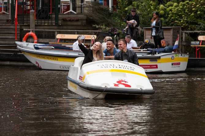 Amsterdam Independent Sightseeing by Pedal Boat - Experience Level and Physical Demands