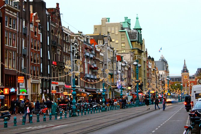 Amsterdam Introduction Tour with a Private Guide - Navigating the City Center and Iconic Sights