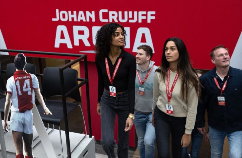 Amsterdam: Johan Cruijff ArenA Tour with Optional Guide - Comparing Guided and Self-Guided Options