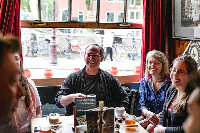 Amsterdam Jordaan Food & Drinks Tour with Eating Europe - The Role of the Guide and Tour Atmosphere