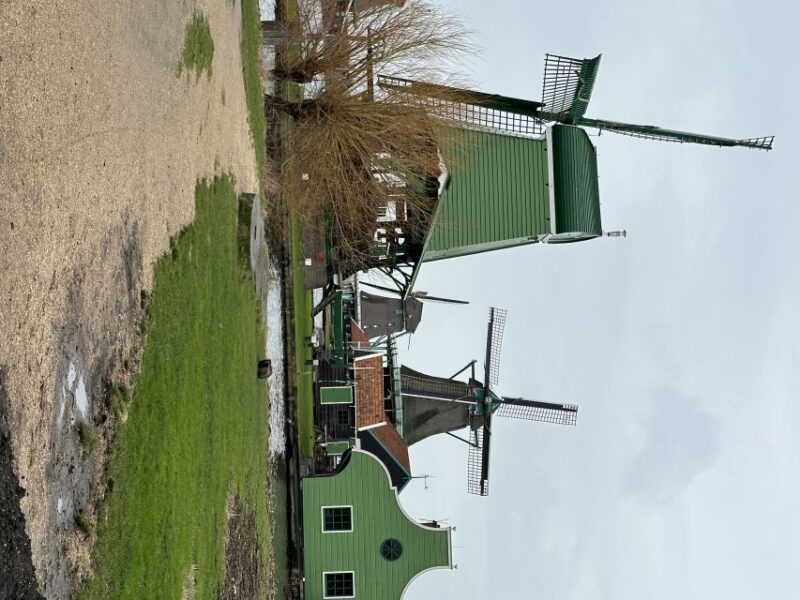 Amsterdam: Keukenhof and Zaanse Schans Windmills Day Trip - Exploring Zaanse Schans Windmill Village for 2.5 Hours