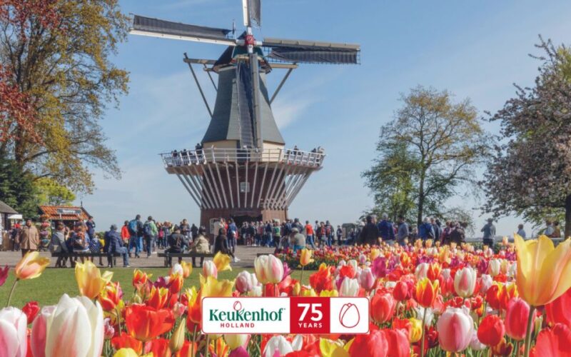 Amsterdam: Keukenhof Entry & Shuttlebus with Flexible Return - Additional Benefits: Informative Leaflet and Friendly Service