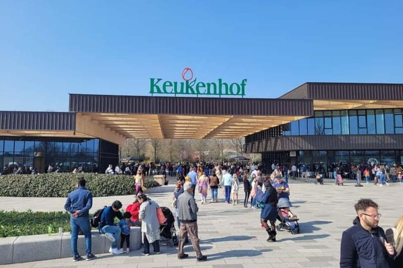 Amsterdam: Keukenhof Tulip Gardens Private Tour - Starting Point: Convenient Hotel or Schiphol Airport Pickup