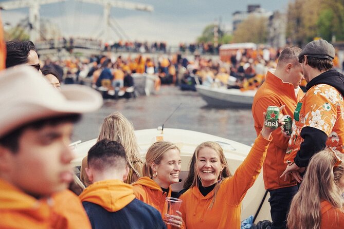 Amsterdam Kings Day Boat Party with Unlimited Drinks 2025 - The Starting Point and Logistics of the Cruise