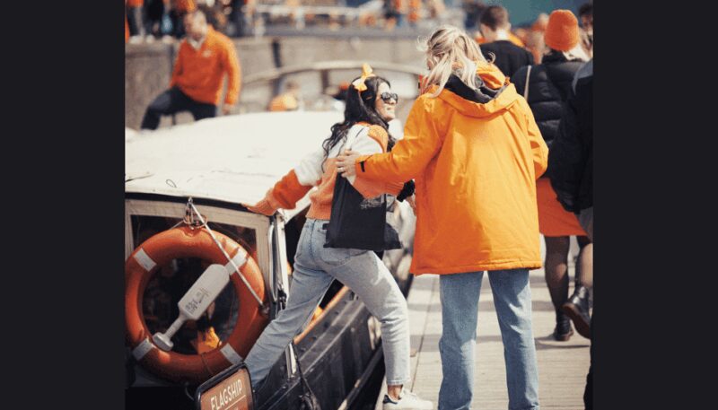 Amsterdam: King's Day Party Cruise with Open Bar & Music - Comparing to Similar Water Tours in Amsterdam