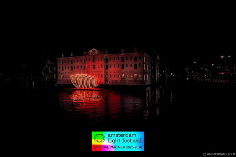 Amsterdam: Light Festival Cruise + Stroopwafel & Hot Choco - A Popular Choice for Nighttime Sightseeing in Amsterdam