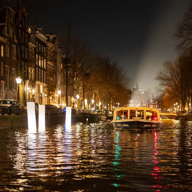 Amsterdam: Light Festival Cruise with Optional Wine & Snacks - The Illuminated Route and Key Art Installations