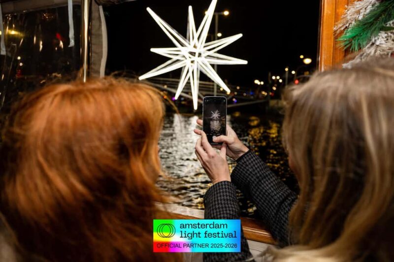 Amsterdam: Light Festival Heated Cruise + Unl Drinks & Snack - Practical Tips for a Smooth Experience