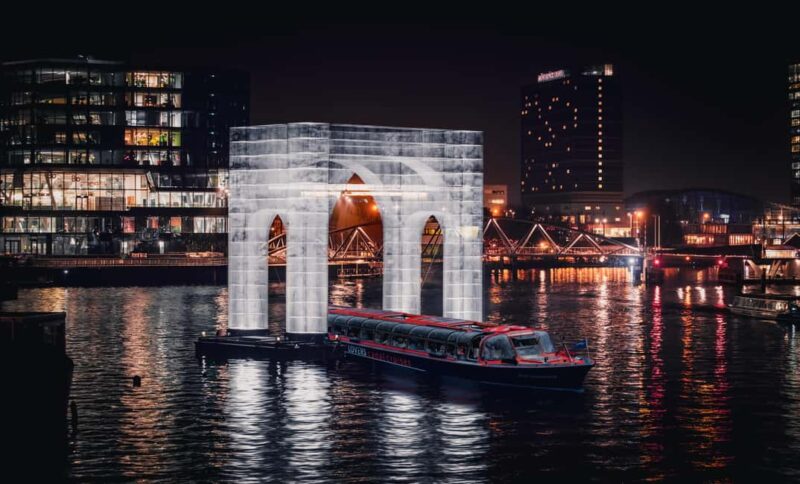 Amsterdam Light Festival Warm Boat Cruise + Optional Drinks - Key Points