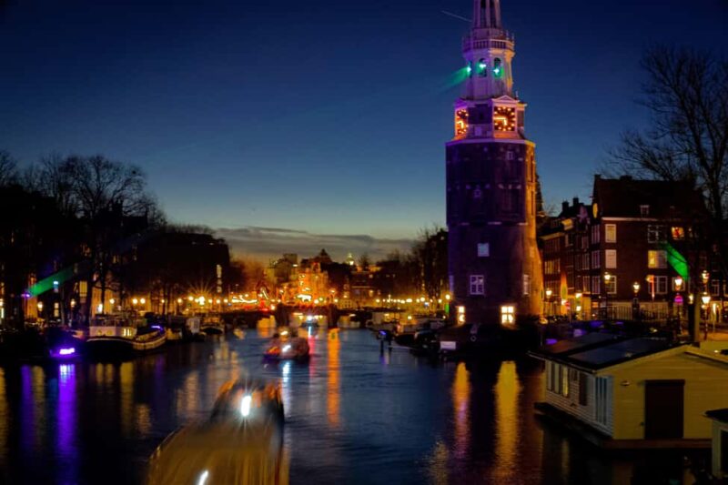Amsterdam Light Festival Warm Boat Cruise + Optional Drinks - The Engaging Audio Guide in English and Dutch