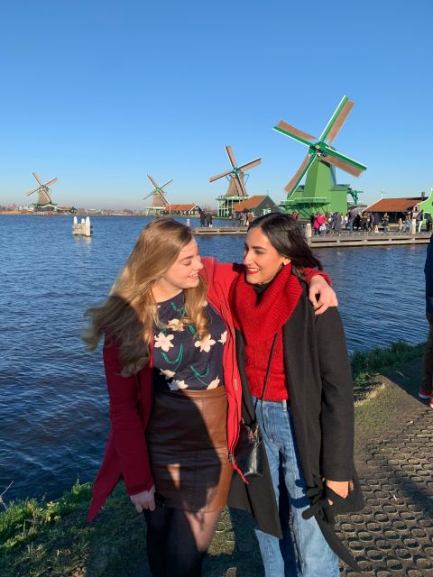 Amsterdam: Live-Guided Zaanse Schans & Cheese Tasting Tour - Visiting the Wooden Shoe Workshop and Learning Traditional Clog Crafting