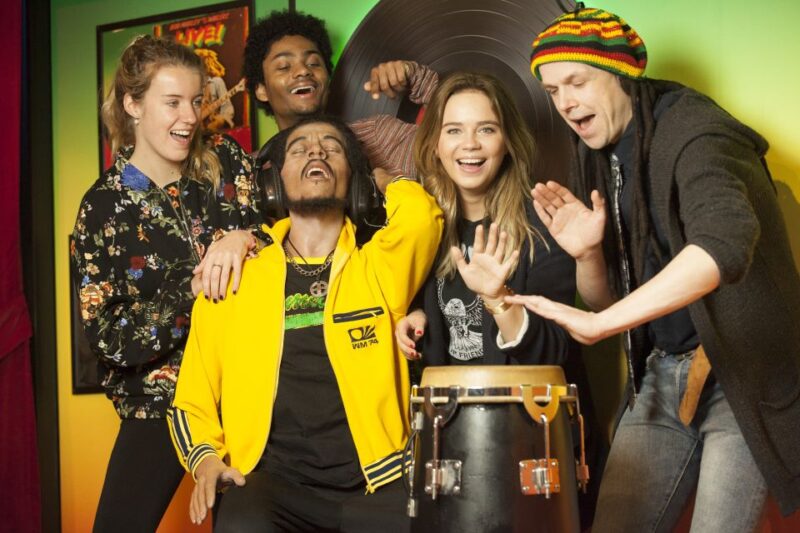 Amsterdam: Madame Tussauds & Amsterdam Dungeon Combo Ticket - Frequently Asked Questions