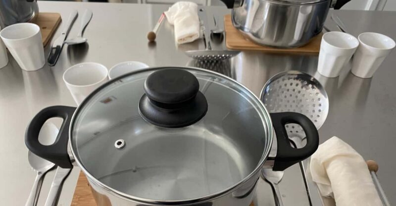 Amsterdam: Make your cheese next to De Hallen - Key Points