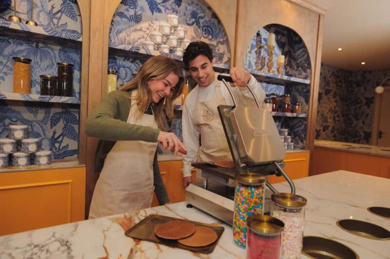 Amsterdam: Make your own Dutch Stroopwafel Workshop - Tasting and Takeaway: Fresh Waffles and Souvenirs