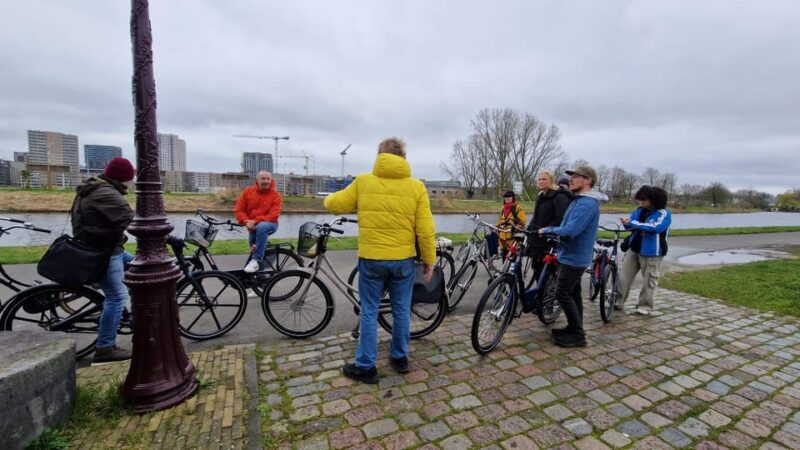 Amsterdam: Mike's Countryside E-bike Tour, Cheese & Clogs - Discovering Broek in Waterland