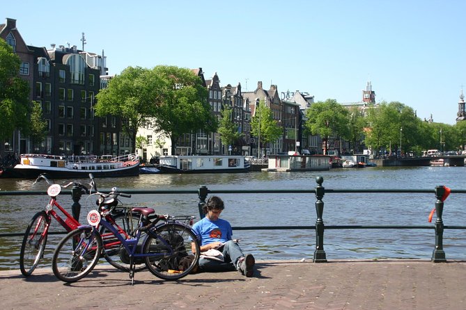 Amsterdam: Multiple-Day Bike Rental - Starting Point at Oosterdoksstraat 106