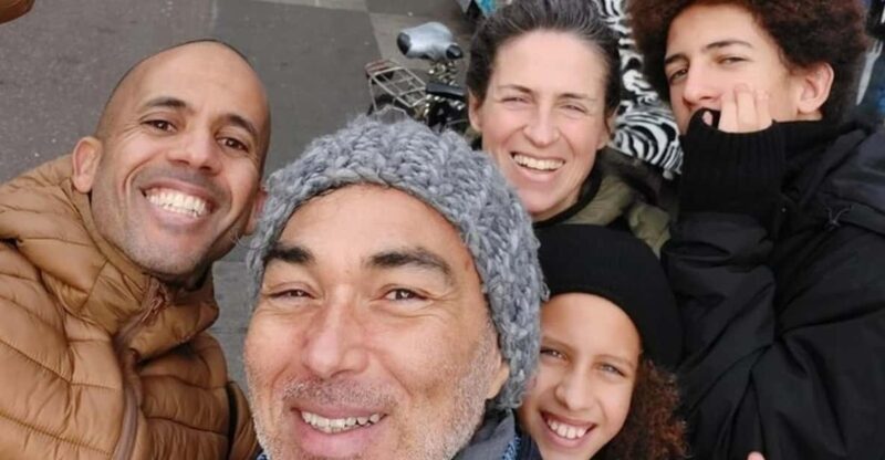 Amsterdam: Must-See Attractions Guided Walking Tour - Key Points