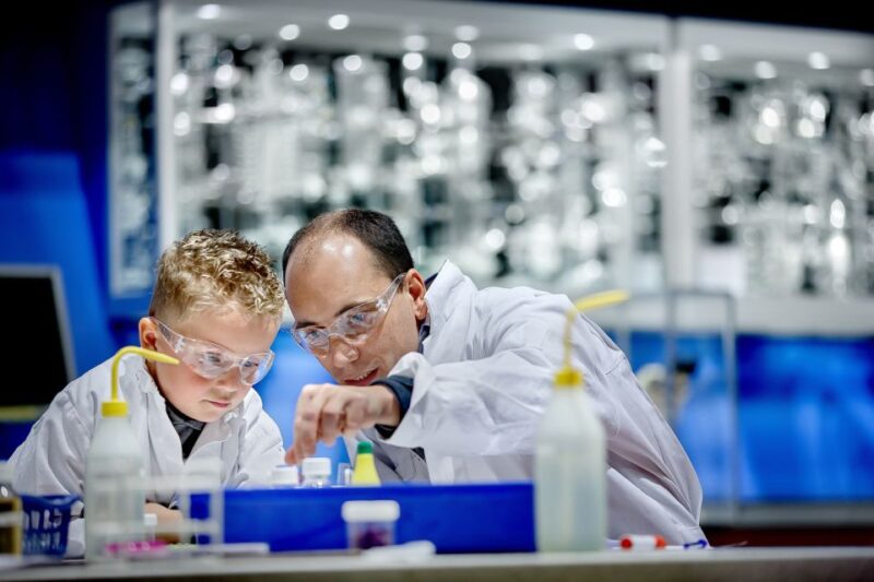 Amsterdam: NEMO Science Museum Ticket - Exploring the Exhibits and Activities