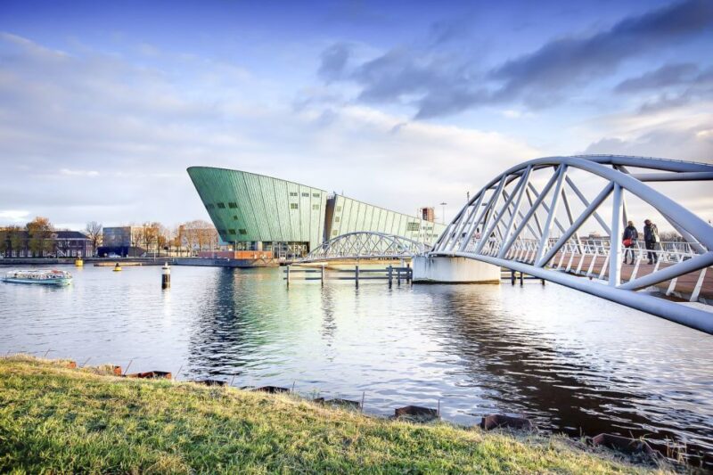 Amsterdam: NEMO Science Museum Ticket - The Experience for Families and Children