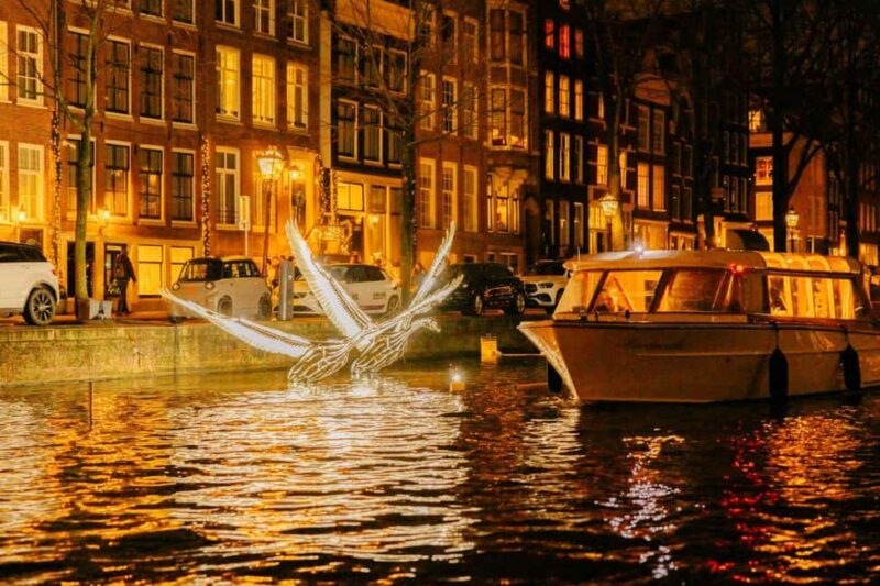 Amsterdam: New Year's Eve Champagne & Tapas Cruise - Themed Artworks and Light Festival Celebrations