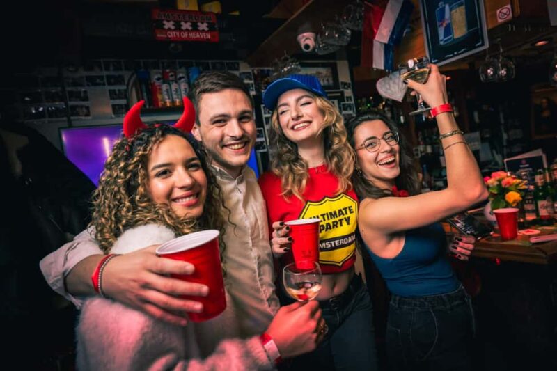 Amsterdam: New Year's Eve Pub Crawl with Optional Club Entry - Key Points