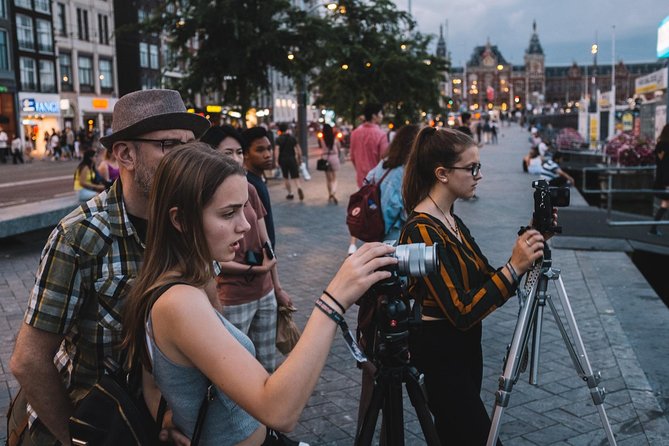 Amsterdam Night Photography Workshop with a Professional - What Makes the Location and Timing Special?