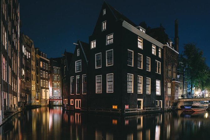 Amsterdam Night Photography Workshop with a Professional - Cancellation Policy and Booking Tips