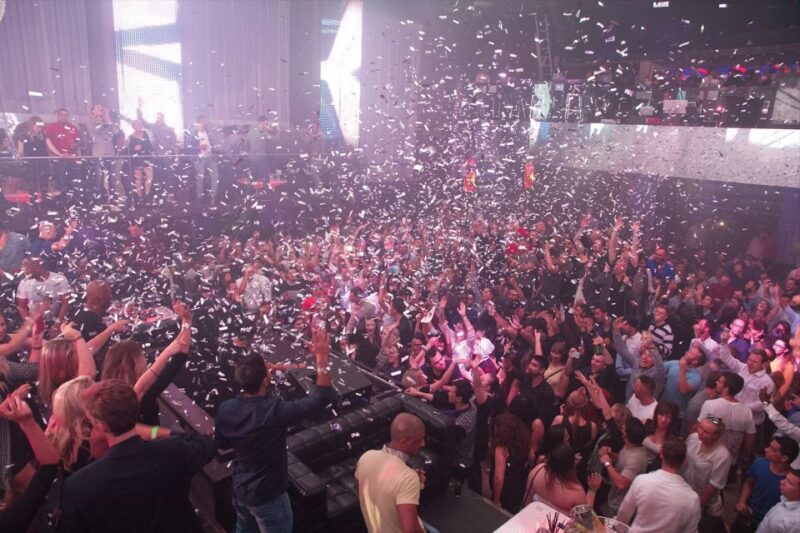 Amsterdam: Nightlife Scene 1, 2, or 3-7 Day Ticket - Special Events and Extra Activities Included