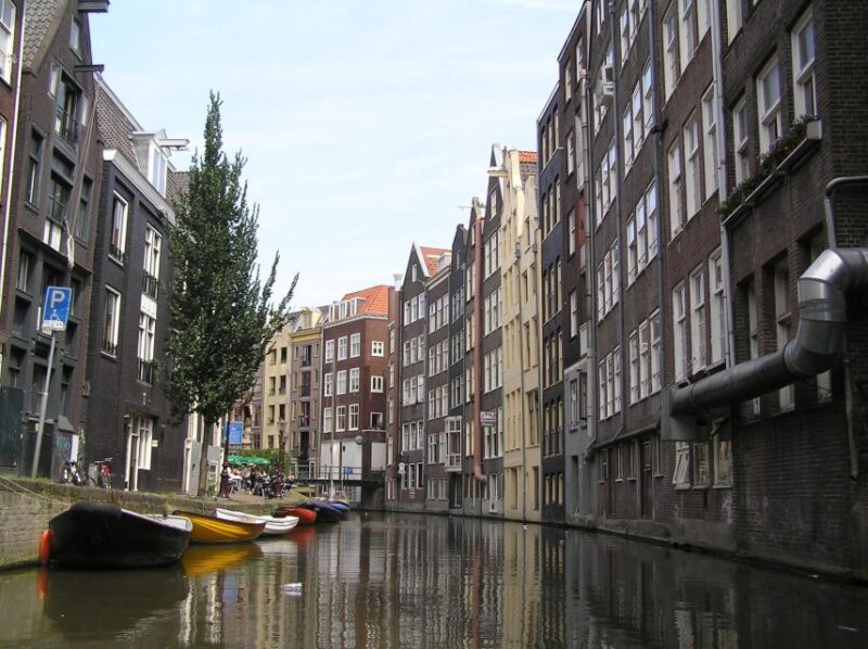 Amsterdam Old City Private Walking Tour - Insights into Amsterdam’s Maritime and Commercial Power