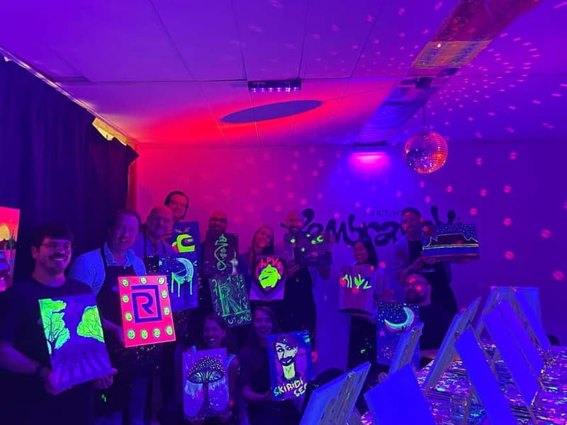 Amsterdam: Paint and Sip in the Dark at Rembrandt van Wine - What Makes This Experience Stand Out in Amsterdam