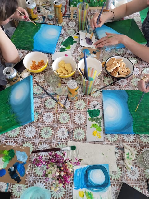 Amsterdam: Paint and Sip Workshop for (Bachelorette) Parties - How the Customization of Paintings Works