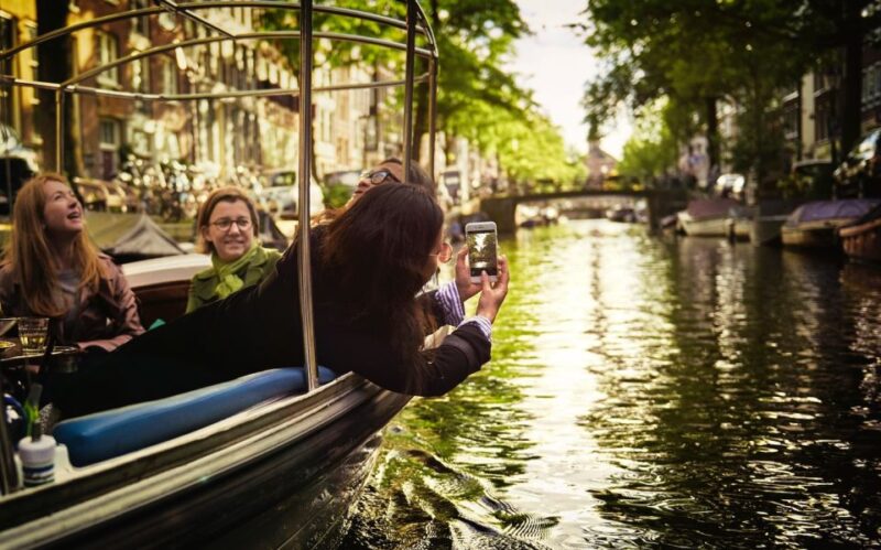 Amsterdam: Private Canal Tour - Exploring the UNESCO Canal District