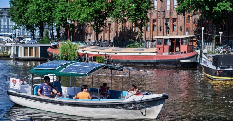 Amsterdam: Private Canal Tour - The Monet Spot: A Unique Artistic Connection