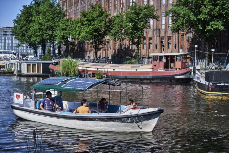 Amsterdam: Private Canal Tour - Customization and On-Board Comfort