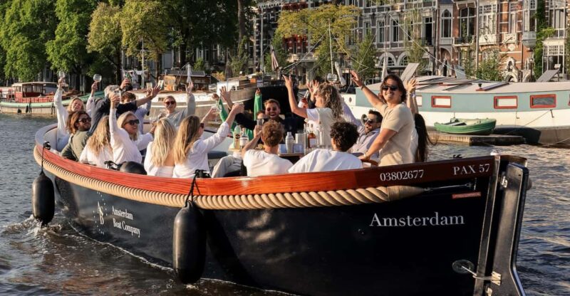 Amsterdam: Private City Canal Cruise - Key Points
