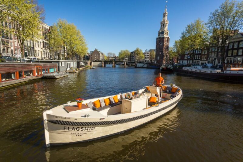 Amsterdam: Private Cruise with Drinks & Pizza or Burger - Enjoy a Private Canal Cruise with Drinks and Food in Amsterdam