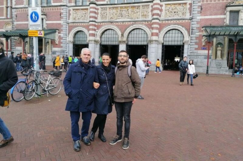 Amsterdam: Private custom tour with a local guide - Value and Booking Flexibility